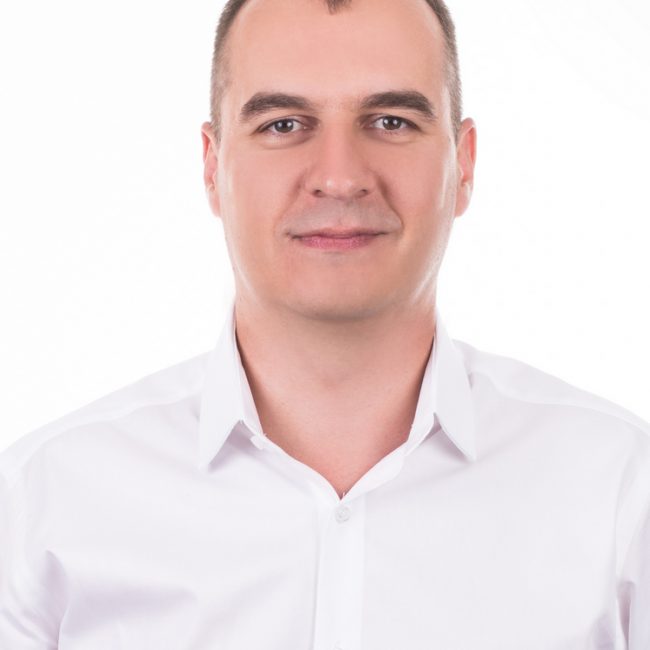 dr Milos Miletic
